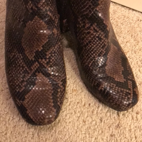 Snake print booties - Picture 3 of 7